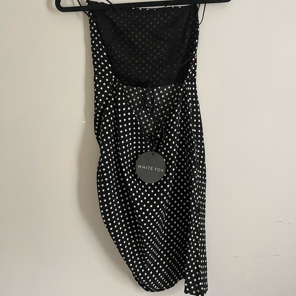 Black & white polka-dotted mini dress - Picture 4 of 7